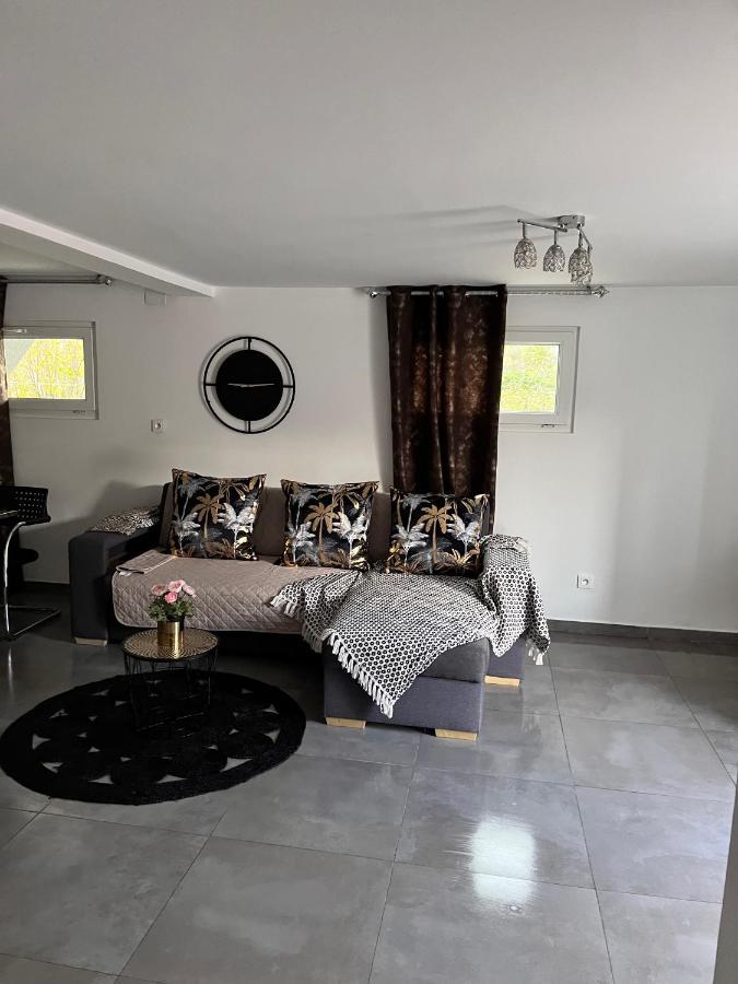 Belle Ile Apartment *